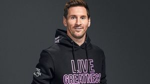 Messi Perpanjang Kontrak 5 Tahun di Barcelona, Rela Gajinya Dipotong 50 Persen