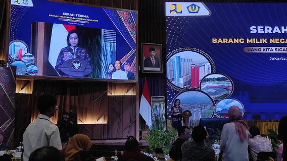 Sri Mulyani a déclaré que le ministre de Basuki Bak Sinterklaas partage souvent BMN