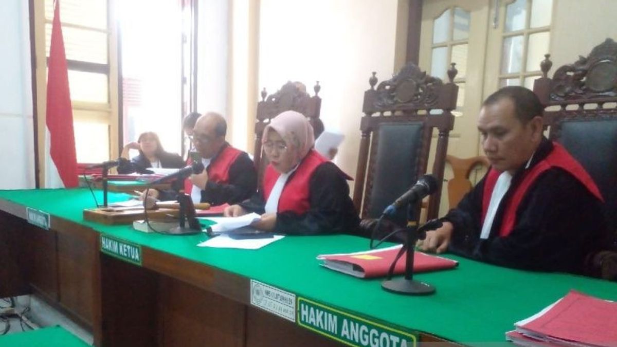 PN Medan Vonis Penjual 25 Butir Ekstasi 9 Tahun Penjara