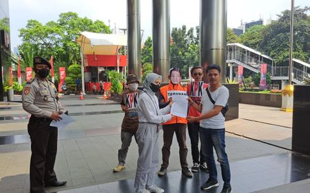 Lingkar Pemuda Madani Gelar Demo di KPK Minta Indodax Diaudit