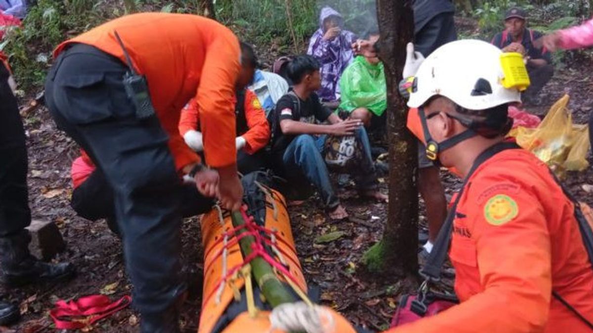 Tragedy In Rinjani: 17-year-old Climber Falls Into Abyss And Dies