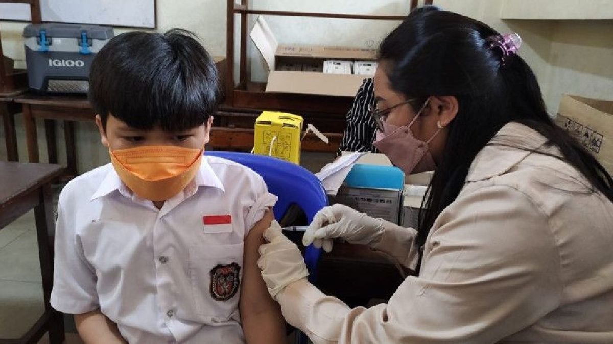 BPOM Berikan Izin Vaksin COVID-19 Pfizer Khusus Anak 6 Bulan Hingga 11 Tahun