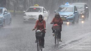 Hari Ini Hujan Merata di Indonesia, BMKG Imbau Waspada Cuaca Ekstrem