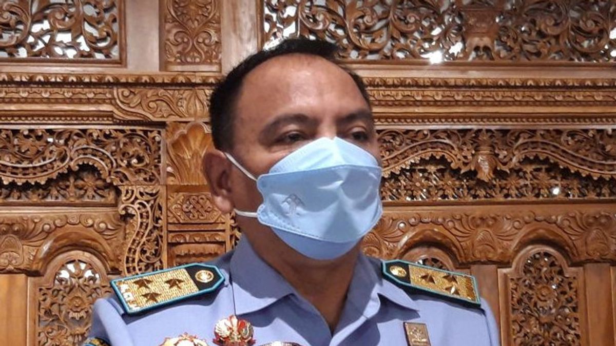 与Kahiyang Putri Jokowi类似，人权部秘书长的侄子也没有在他的部门通过CPNS