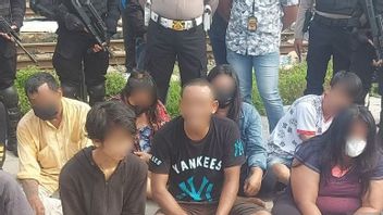 After Being Raided By The Police, The Drug Supplier In Kampung Bahari Instead Moved To An Apartment In Central Jakarta