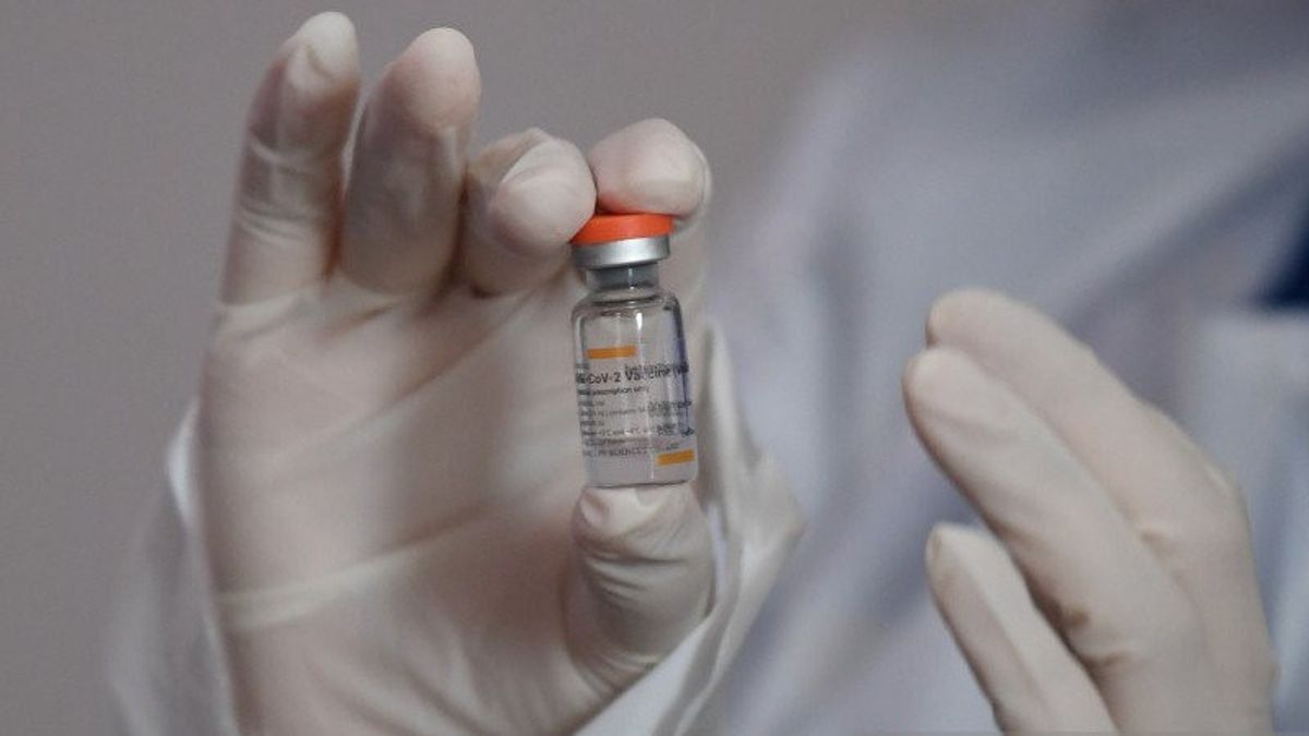 Le Secrétaire Du DPRD DKI Nie Qu’il Y Ait Des Influenceurs Pour Vacciner La Troisième Dose De COVID-19 Dans Son Bureau
