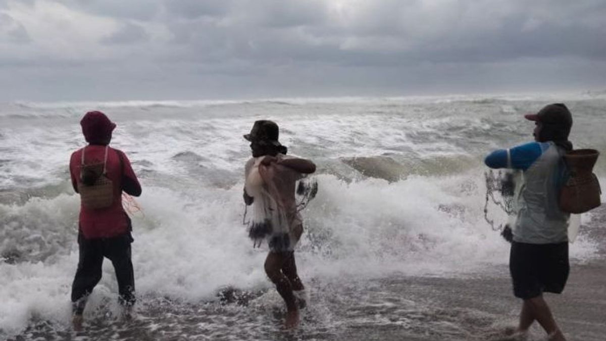 由于恶劣天气导致失业的一年，现在Cianjur南海岸渔民可以再次出海