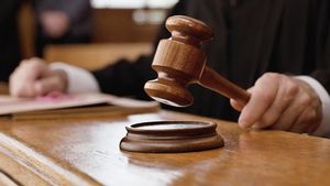 Dua Terdakwa Kasus Penipuan dan Pencurian Dapat Restorative Justice di Kejari Jakbar