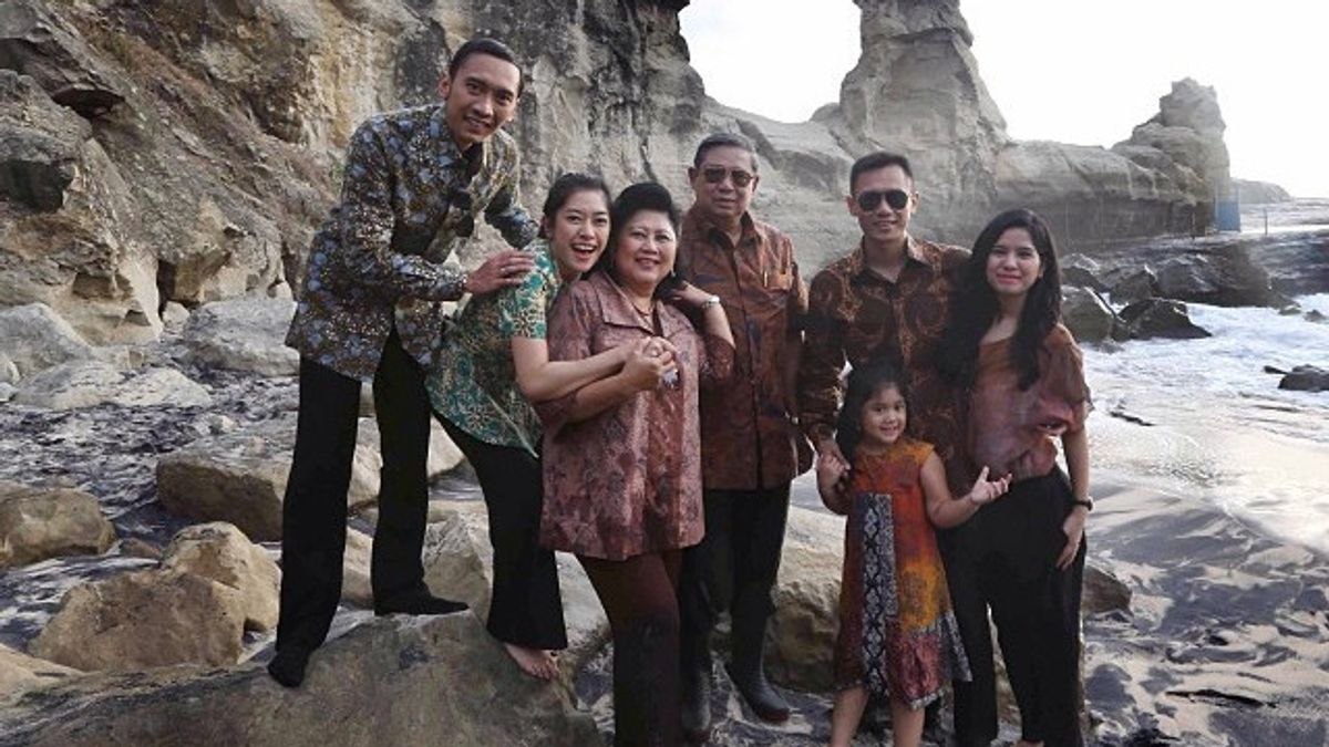 Ani Yudhoyono Goes Raging On Instagram In Today's Memory, October 17, 2013