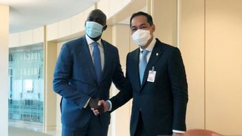 Trade Minister Lutfi Visits US To Discuss Investment To Vaccines