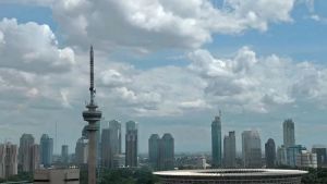 Anies Dinilai Tak Becus Urusi Kualitas Udara di Jakarta, Pegiat Medsos: Innalilahi, <i>Buzzer</i> Masih Mau Bilang Hoaks?