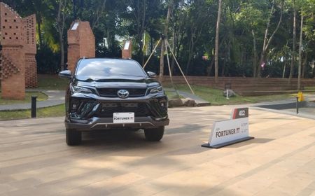 Toyota New Fortuner GR Sport: Tampilan Baru Lebih Gagah, tapi Tanpa Sunroof?