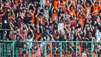 Sepak Bola Indonesia: Antara Popularitas, Tantangan Keselamatan dan Ketertiban Suporter
