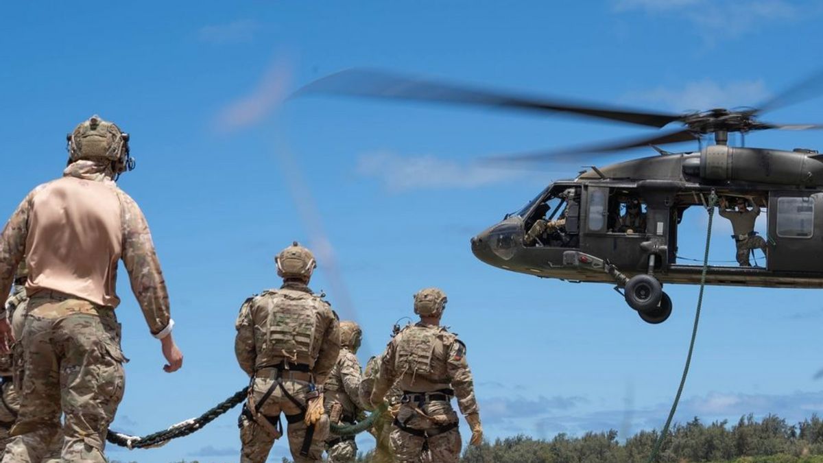 US Naval Helicopter Landing Emergency In Japan's Kanagawa Rice Field