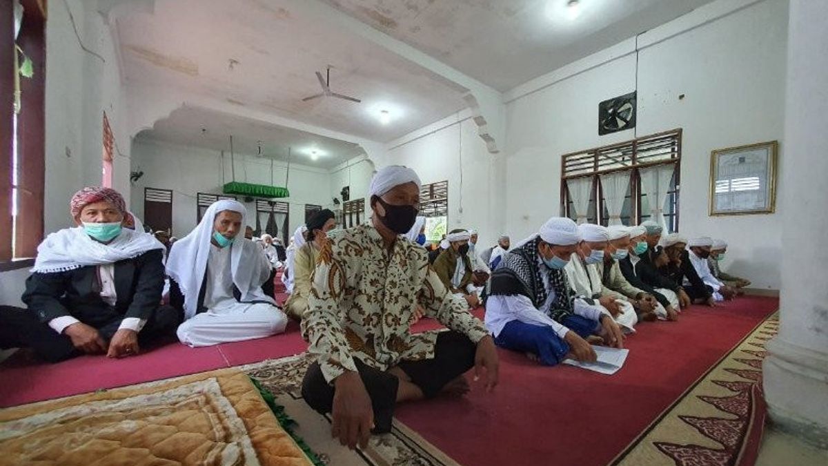 Gunakan Metode Hisab Qamariyah, Jemaah Tarekat Naqsabandiyah di Medan, Deli Serdang Lebih Dulu Idulfitri