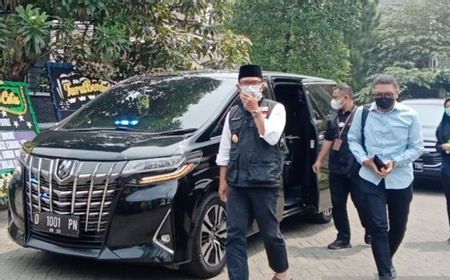 Ringankan Keluarga Letkol Irfan Suri, Gubernur Ridwan Kamil Beri Rp100 Juta