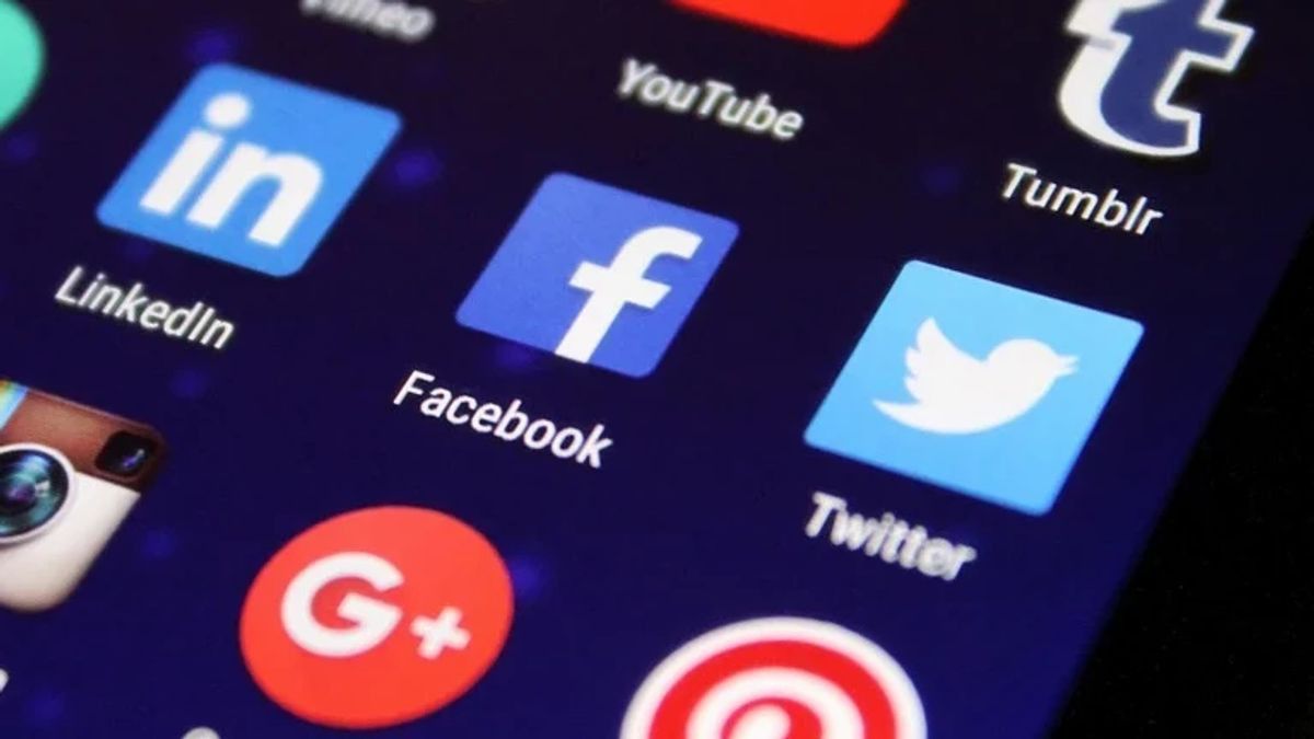 Facebook dan Twitter Diblokir di Rusia, Fix! Gara-Gara Apa?