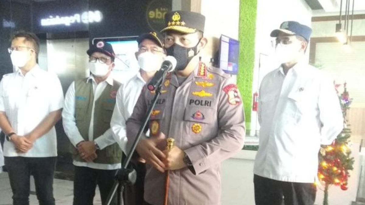 Di Depan Kapolri Jenderal Sigit, Kapolda Banten Paparkan Capaian Vaksinasi dan Pengamanan Natal