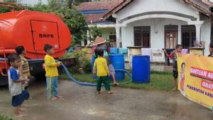 Cilacap 지역에서 2주 동안 가뭄을 겪으면서 BPBD, 깨끗한 물 공급 시작
