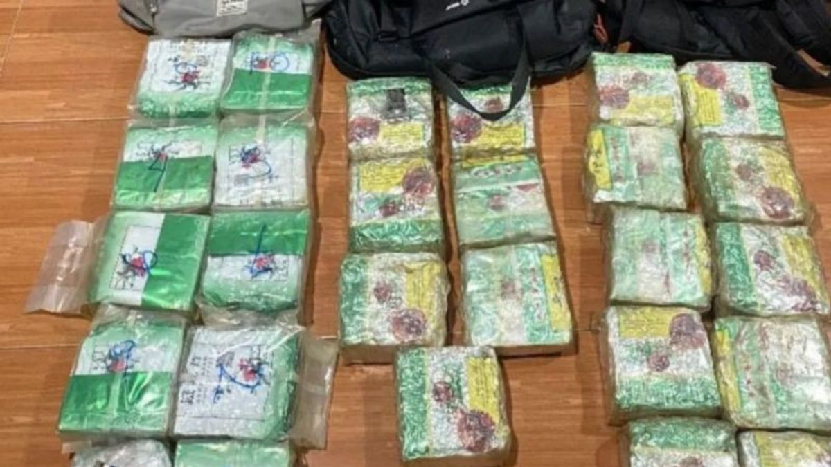 بنغكاليس رياو - تم إحباط تهريب 27 كجم من السابو من ماليزيا في بنغكاليس رياو ، تم اعتقال 2 من المشتبه بهم