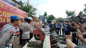 Polisi di Bogor Sita 2.148 Knalpot Bising, 300 Pengendara Ditilang