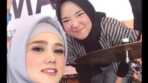 Seperti Nissa Sabyan, 6 Artis Ini dapat Julukan Pelakor dari Netizen 