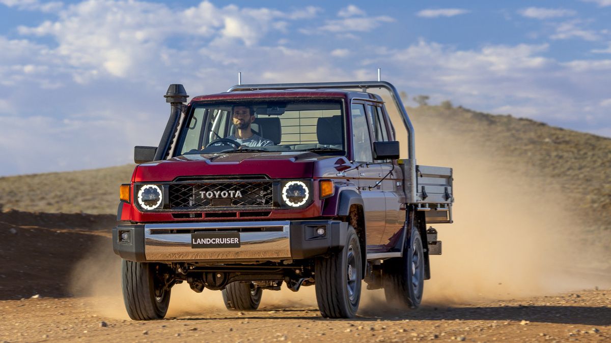 Toyota Land Cruiser 70 Tawarkan Opsi Transmisi Manual di Australia