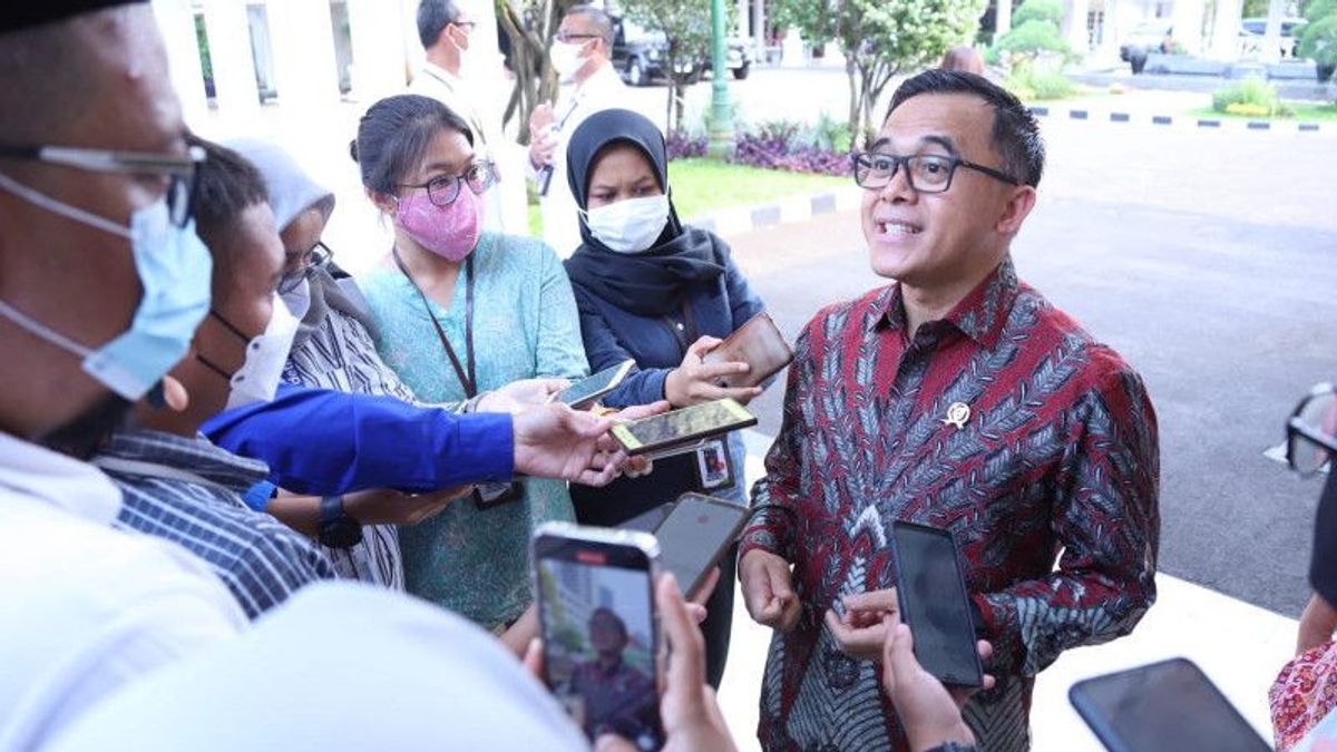 Diperintah Jokowi, Menpan RB Bahas Opsi Alternatif Soal Honorer Bersama Asosiasi Pemda