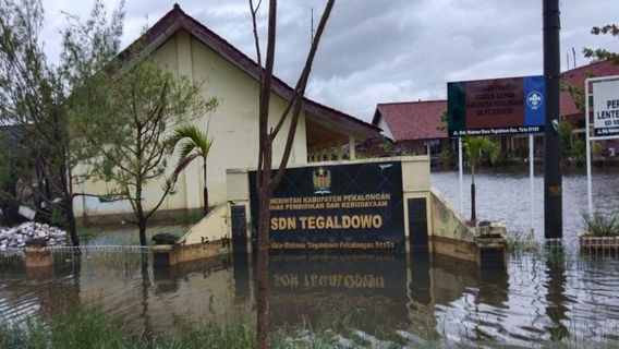 Banjir Pekalongan, Belasan Sekolah Diliburkan