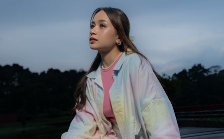 Lewat Single Ambisius, Chintya Gabriella  Makin Yakin Jadi Penyanyi-Penulis Lagu