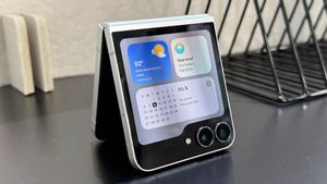 Google Gemini Kini Tersedia di Layar Cover Galaxy Z Flip 5 dan 6