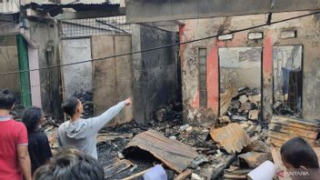 Akibat Kebakaran, Pemilik Warung di Tambora Mengaku Rugi Puluhan Juta