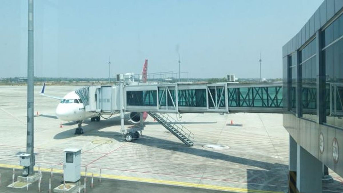 ケルタジャティ空港がもっと遊び心のあるものになりたい、観光・創造経済大臣のサンディアガ・ウノはこれをやった