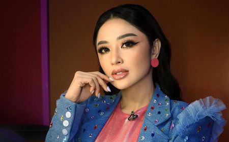 Dewi Perssik Pernah Diteror Oknum PNS yang Paksa Melamar hingga Pamer Alat Kelamin