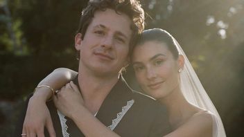 Selamat! Charlie Puth Resmi Nikahi Brooke Sansone