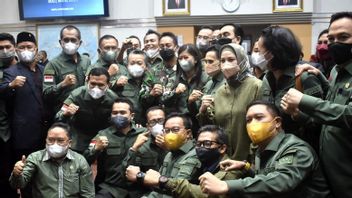 Berseragam Hijau Ala TNI saat <i>Fit and Proper Test</i> Jenderal Andika, Komisi I Dinilai Harusnya Jaga Marwah DPR