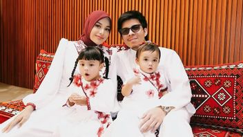 アミーナはますます批判的になり、アタ・ハリリンタルは子育てを変えます:すべてが従う必要はありません