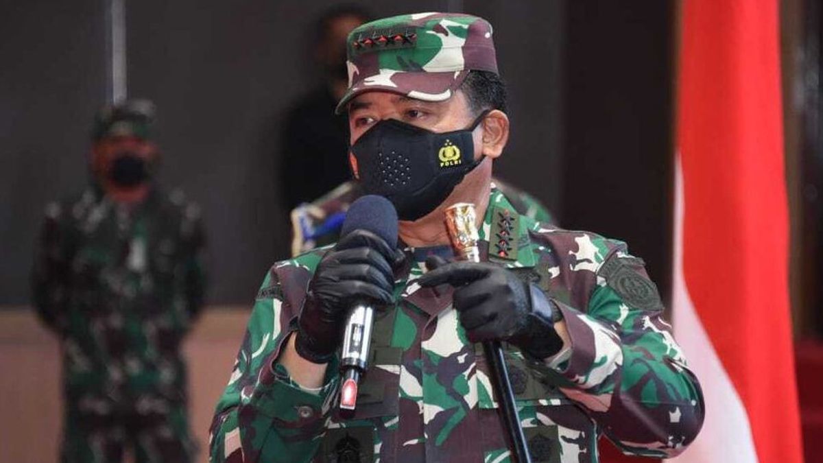 TNI司令官ハディ・ジャジャント・ムタシと数十人の高官の地位の昇進