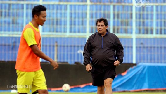 Kegiatan Tim Sempat Dihentikan Mendadak Akibat COVID-19, Pelatih Arema: Semua yang Terjadi, Biarlah Terjadi