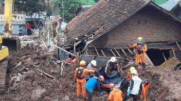  فريق SAR يجد 5 ضحايا انهيار أرضي سوميدانغ، ما مجموعه 21 شخصا لقوا حتفهم 