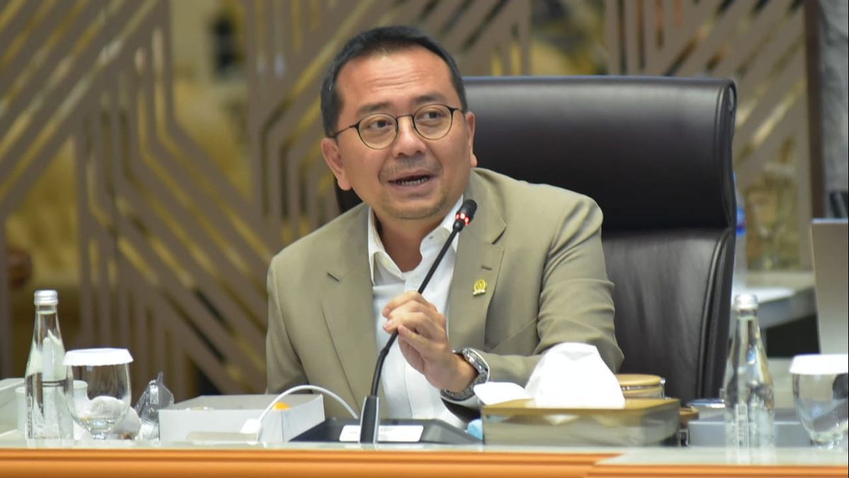 Komisi V DPR Minta Pemerintah Lakukan Terobosan Perbaikan Infrastruktur Atasi Banjir Bali