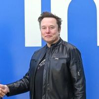 Intel Gabung Elon Musk Bangun “Terafab”, Proyek Chip AI Raksasa untuk Robot Humanoid  