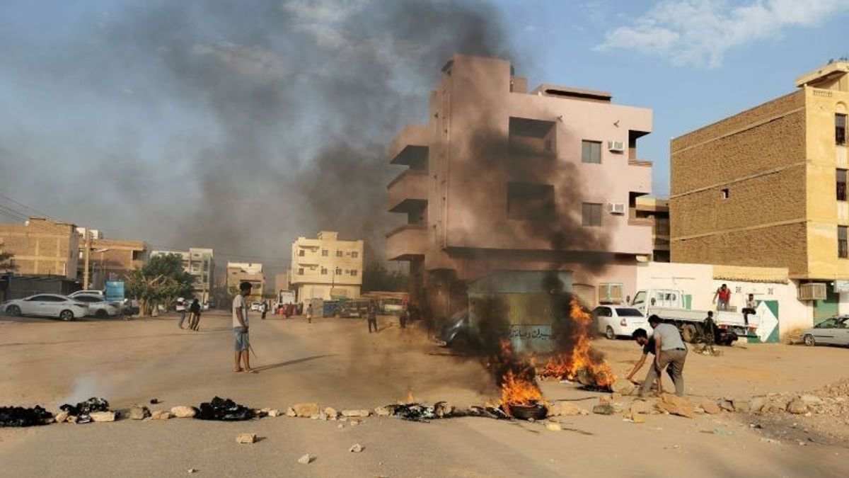 Kudeta Sudan: Pasukan Keamanan Tembak Mati 15 Pengunjuk Rasa, Puluhan Luka-luka Akibat Peluru Tajam