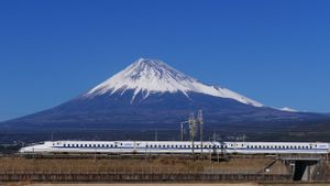 Kereta Shinkansen Tokyo-Hakata Bakal Tawarkan <i>Private Room</i> mulai Tahun 2026