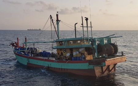 KKP Kembali Bekuk Kapal Ikan Asing Ilegal Berbendera Filipina di Laut Sulawesi