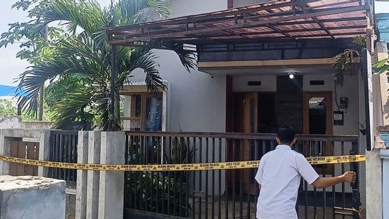 Kasus Bunuh Diri Guru SD Sekeluarga Masih Misteri, Polres Malang Kembali Olah TKP