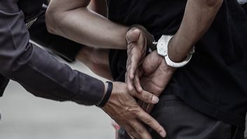 警察がケマヨランでの痴漢容疑でDKIジャカルタ・ディスハブの人物を逮捕