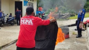 Damkar Paser Kaltimが762人のボランティアを惹きつけ、火災処理を最大化