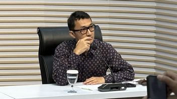 KPKはPNヤクセルでのパウルス・タノスの公判前訴訟に備える