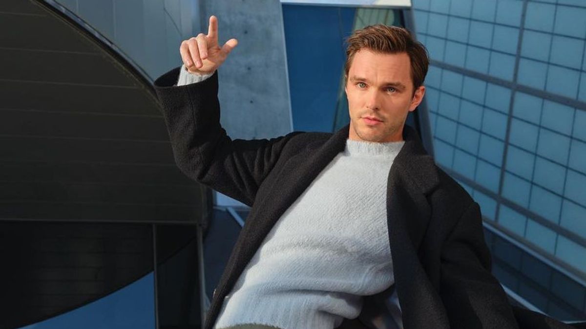 Nicholas Hoult Keluar dari <i>Mission: Impossible - Dead Reckoning</i> Demi Proyek Ini